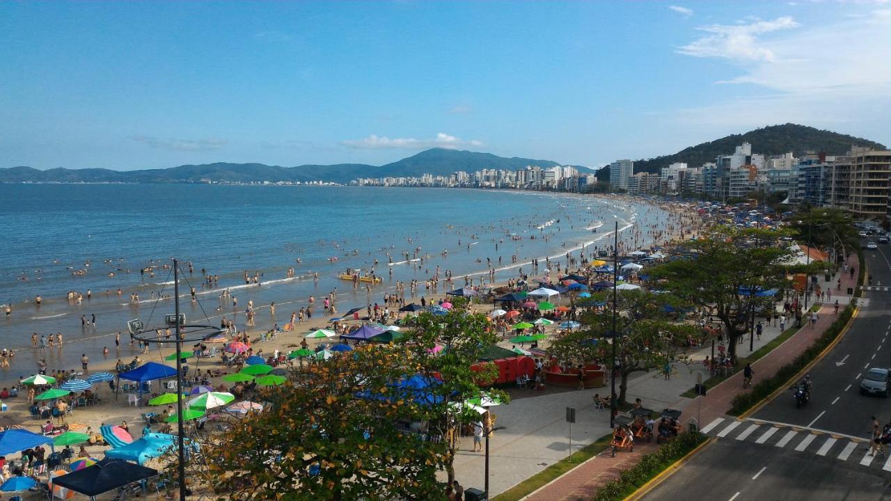 Apartamento De Cobertura Frente Para O Mar Itapema Exteriör bild