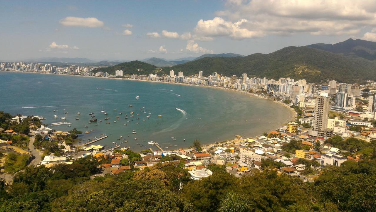 Apartamento De Cobertura Frente Para O Mar Itapema Exteriör bild