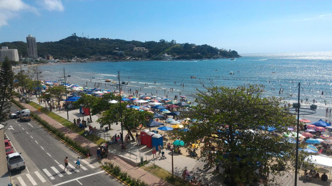 Apartamento De Cobertura Frente Para O Mar Itapema Exteriör bild