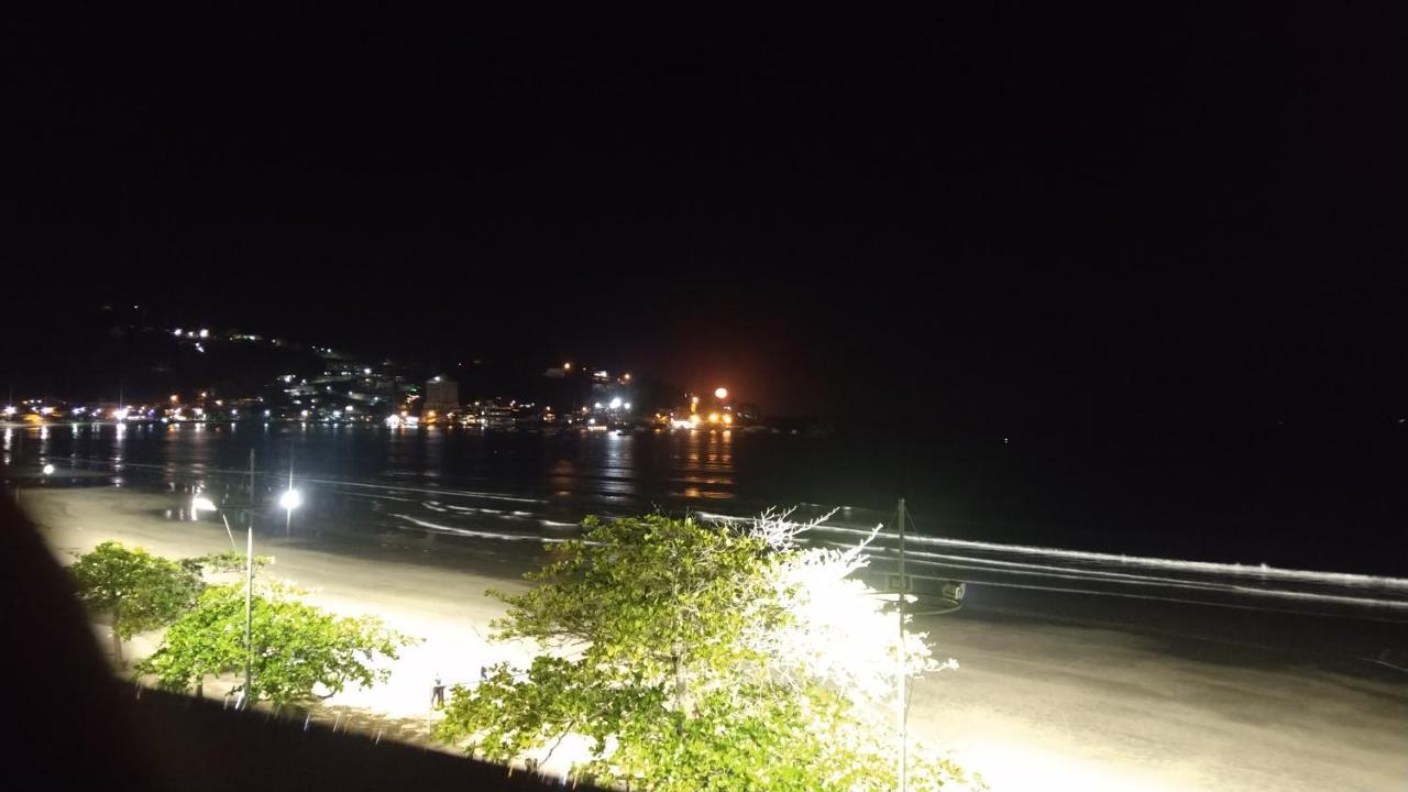 Apartamento De Cobertura Frente Para O Mar Itapema Exteriör bild