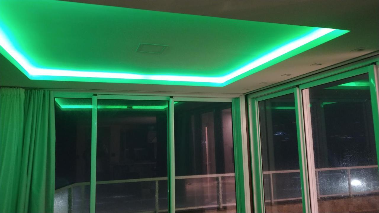 Apartamento De Cobertura Frente Para O Mar Itapema Exteriör bild