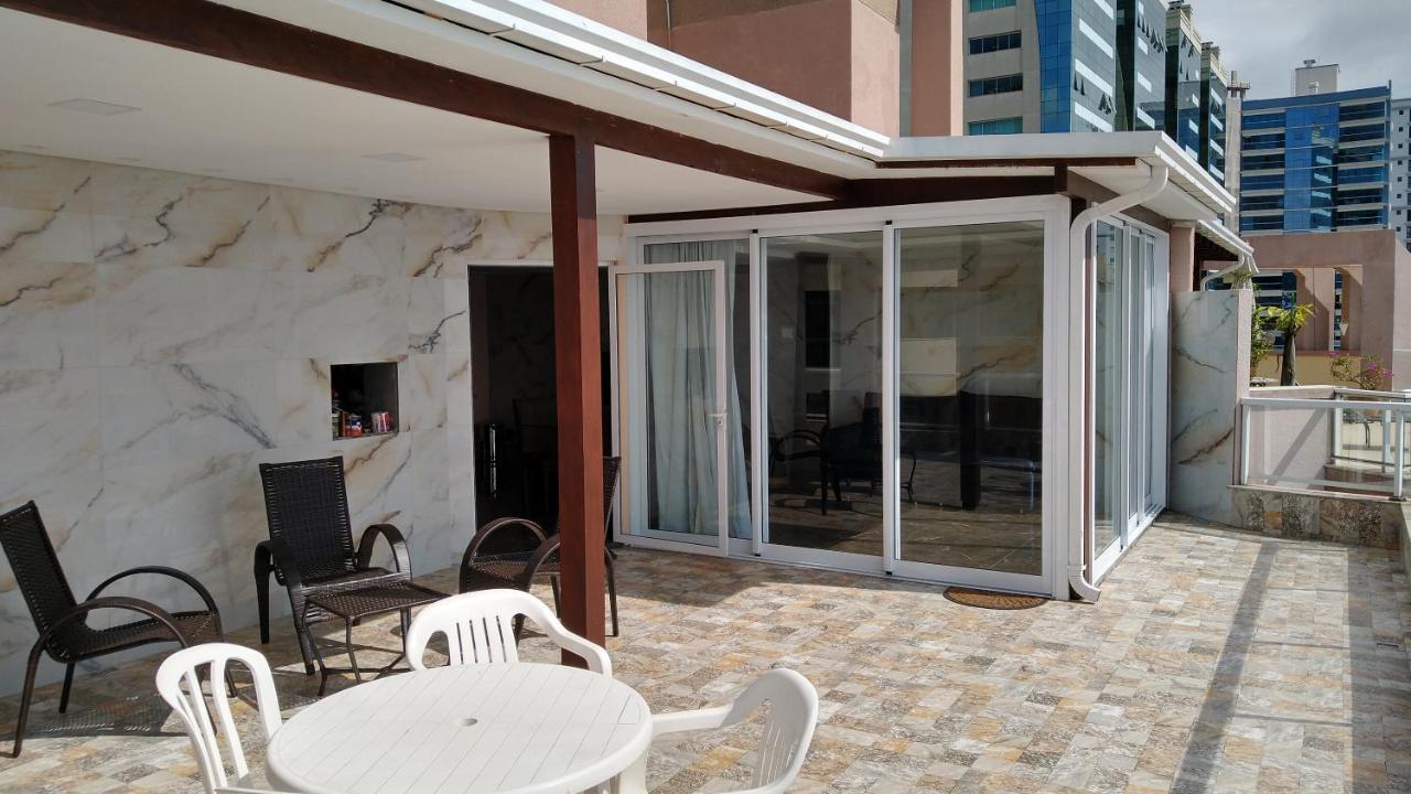 Apartamento De Cobertura Frente Para O Mar Itapema Exteriör bild