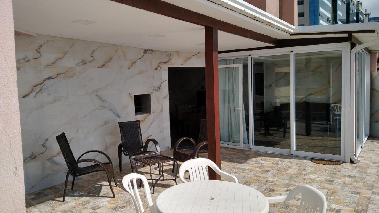 Apartamento De Cobertura Frente Para O Mar Itapema Exteriör bild