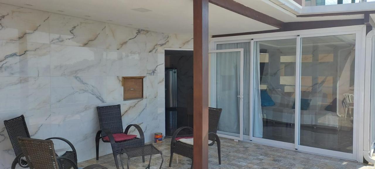 Apartamento De Cobertura Frente Para O Mar Itapema Exteriör bild