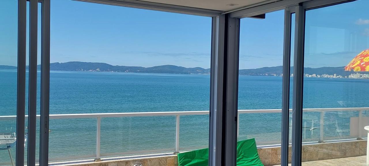 Apartamento De Cobertura Frente Para O Mar Itapema Exteriör bild