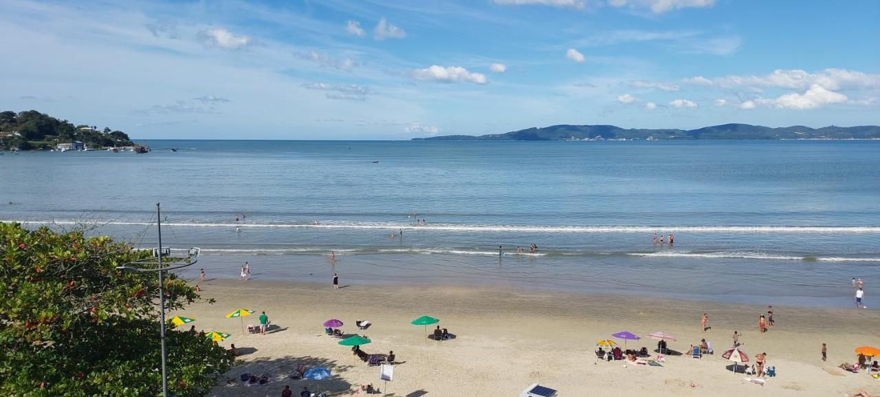 Apartamento De Cobertura Frente Para O Mar Itapema Exteriör bild