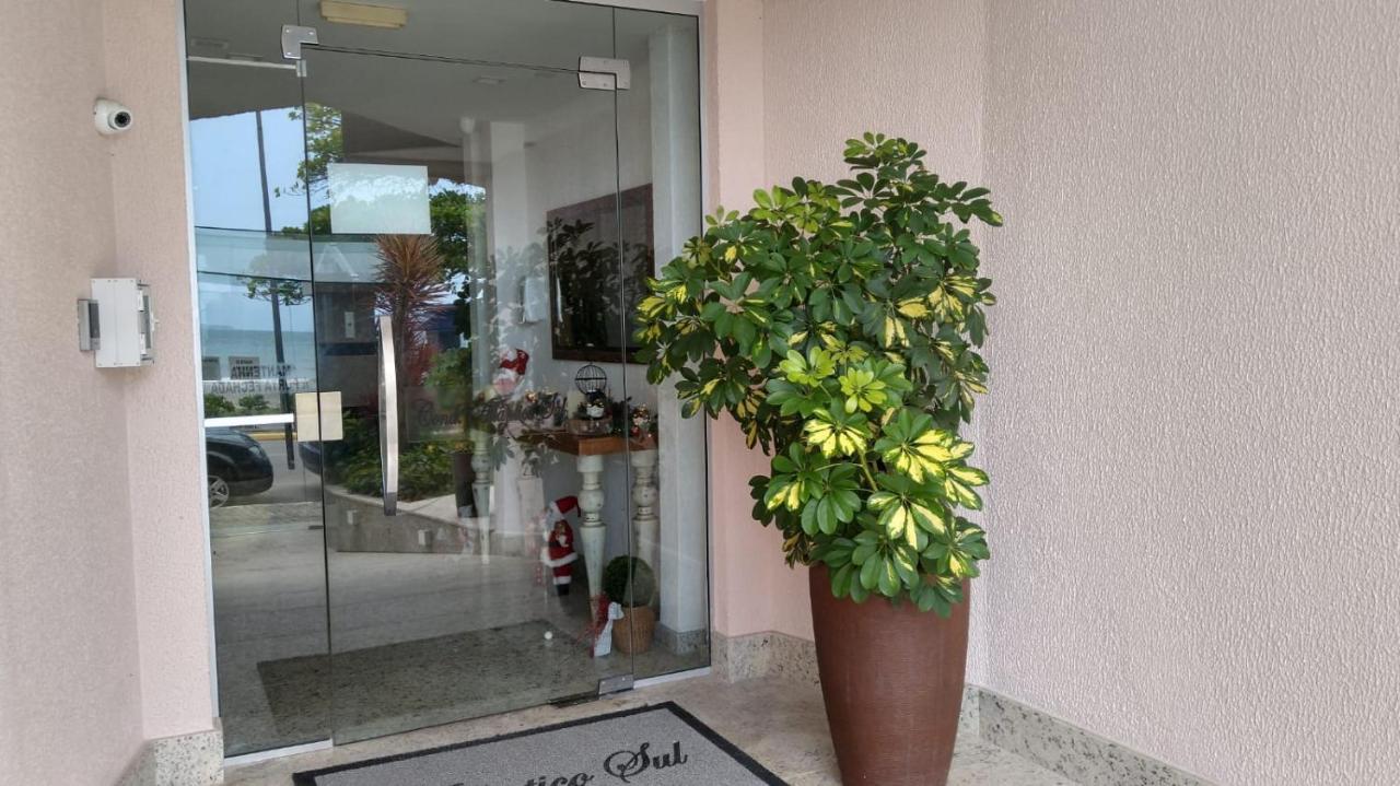 Apartamento De Cobertura Frente Para O Mar Itapema Exteriör bild